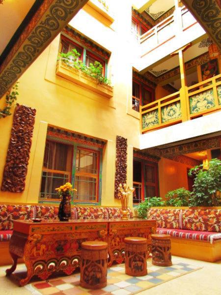 Tashitakge Hotel Lhasa Dış mekan fotoğraf
