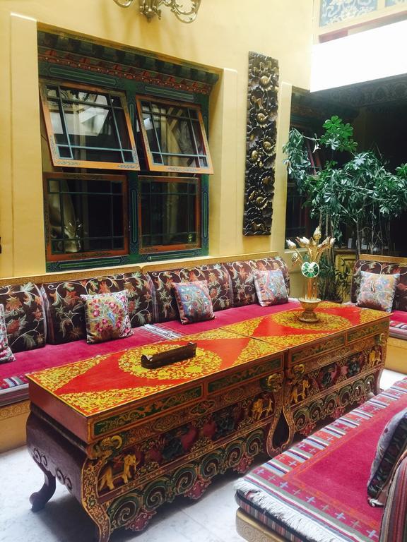 Tashitakge Hotel Lhasa Dış mekan fotoğraf