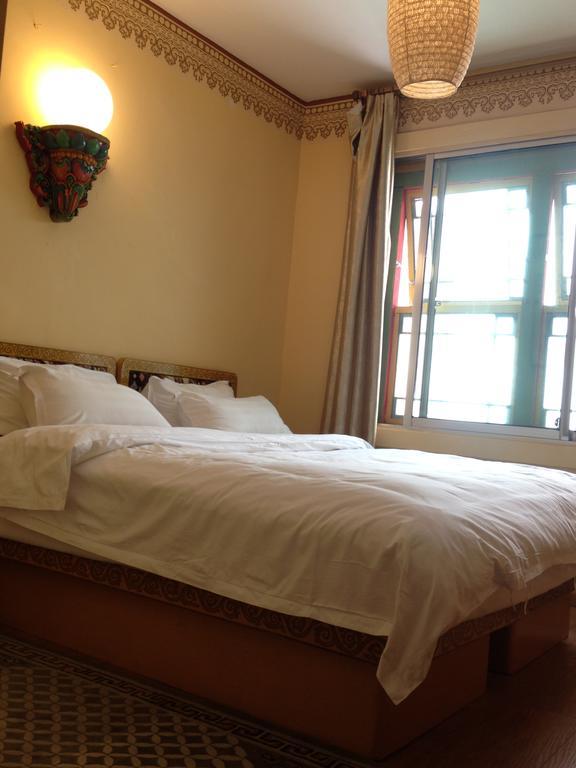 Tashitakge Hotel Lhasa Dış mekan fotoğraf