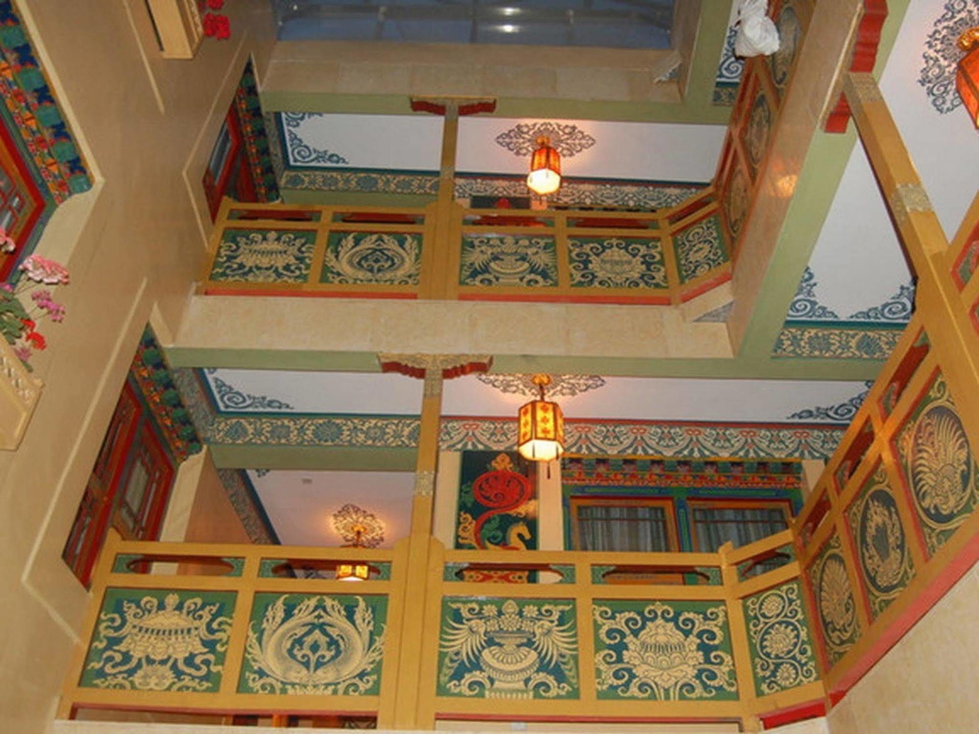 Tashitakge Hotel Lhasa Dış mekan fotoğraf